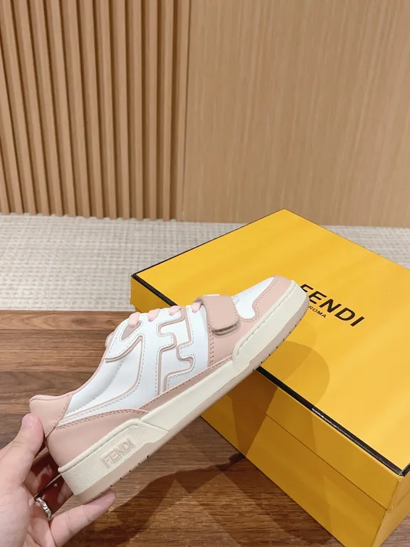 Fendi Shoe 